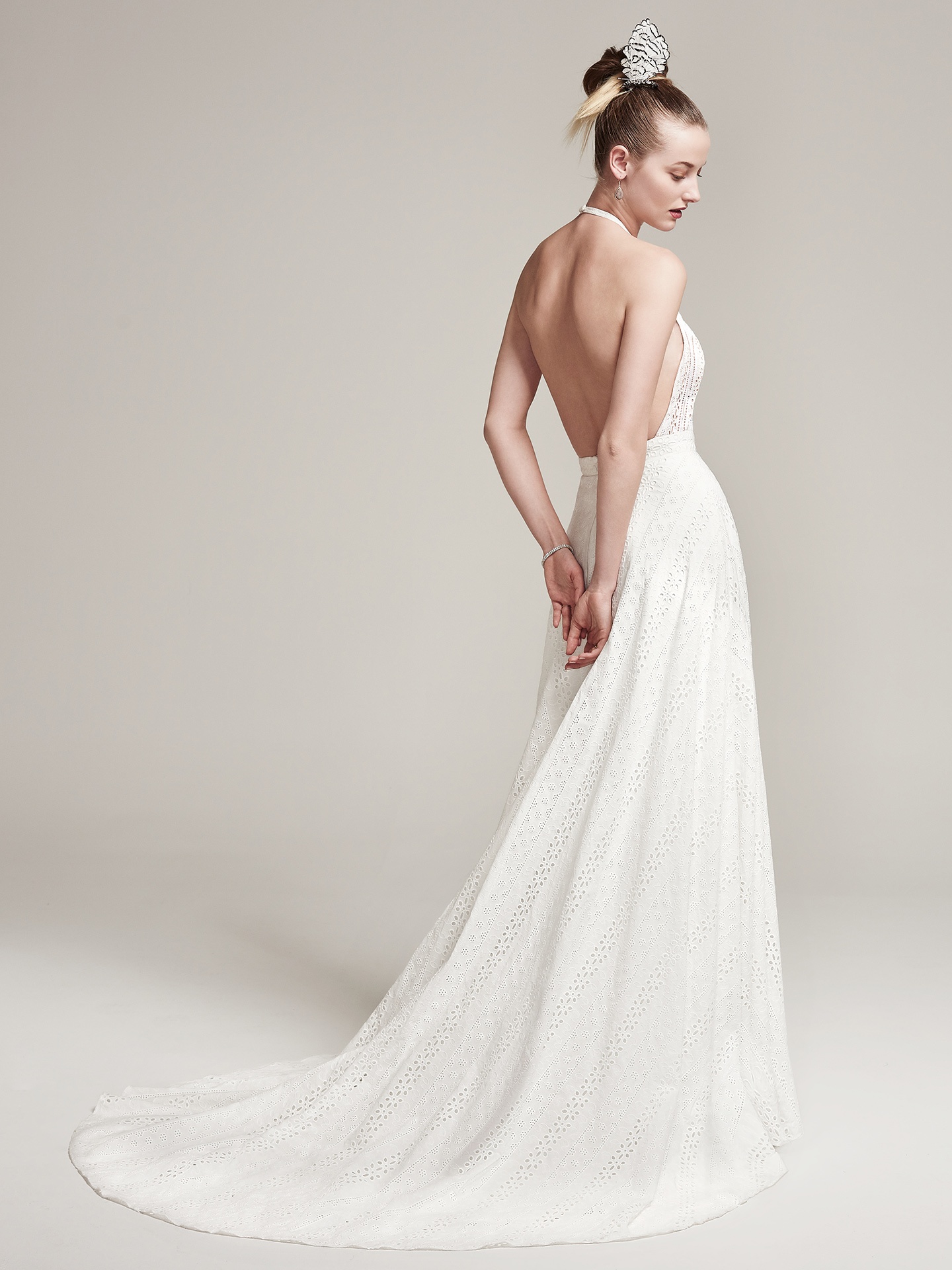 Seven Types Of Lace To Know While Ping For A Wedding Gown Seven Types Of Lace To Know When Ping For A Wedding Dress Maggie Sottero S