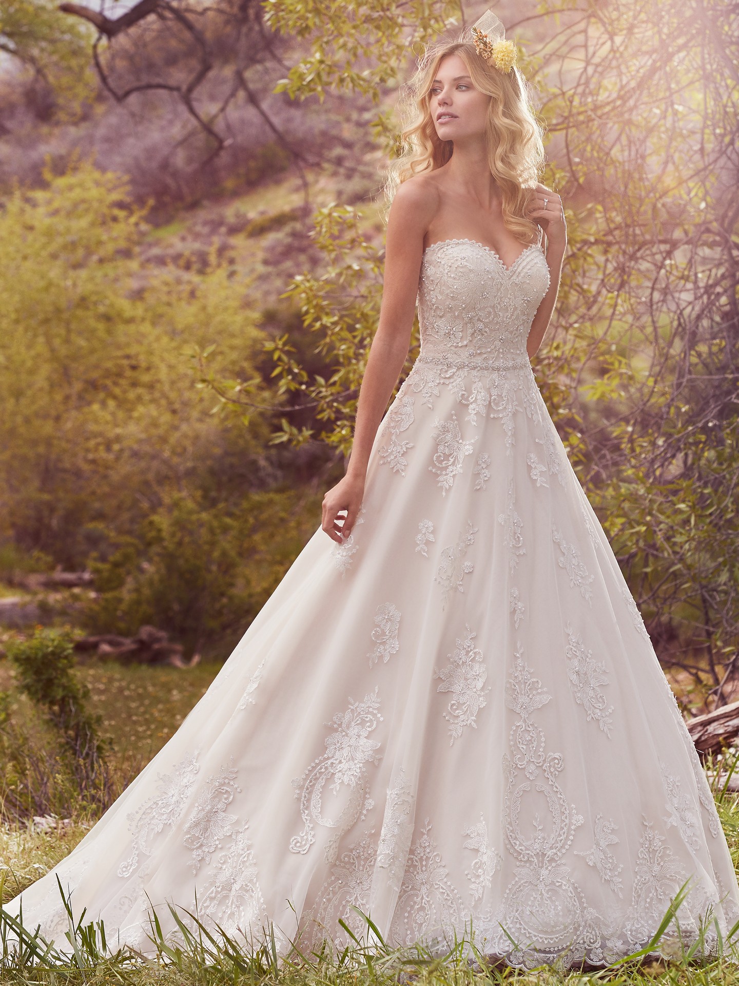 https://ms-cdn.maggiesottero.com/product/Content/Images/73073/High/Maggie-Sottero-Wedding-Dress-Reba-7MS335-Main.jpg